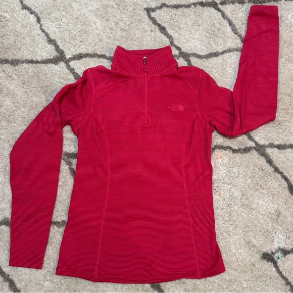 The North Face Women’s Pink Quarter-Zip Pullover Hiking Base Layer XS - Picture 1 of 7